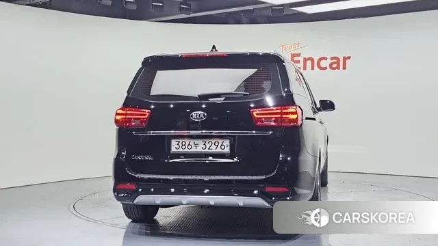 Kia The New Carnival id 3582928 из Кореи 14