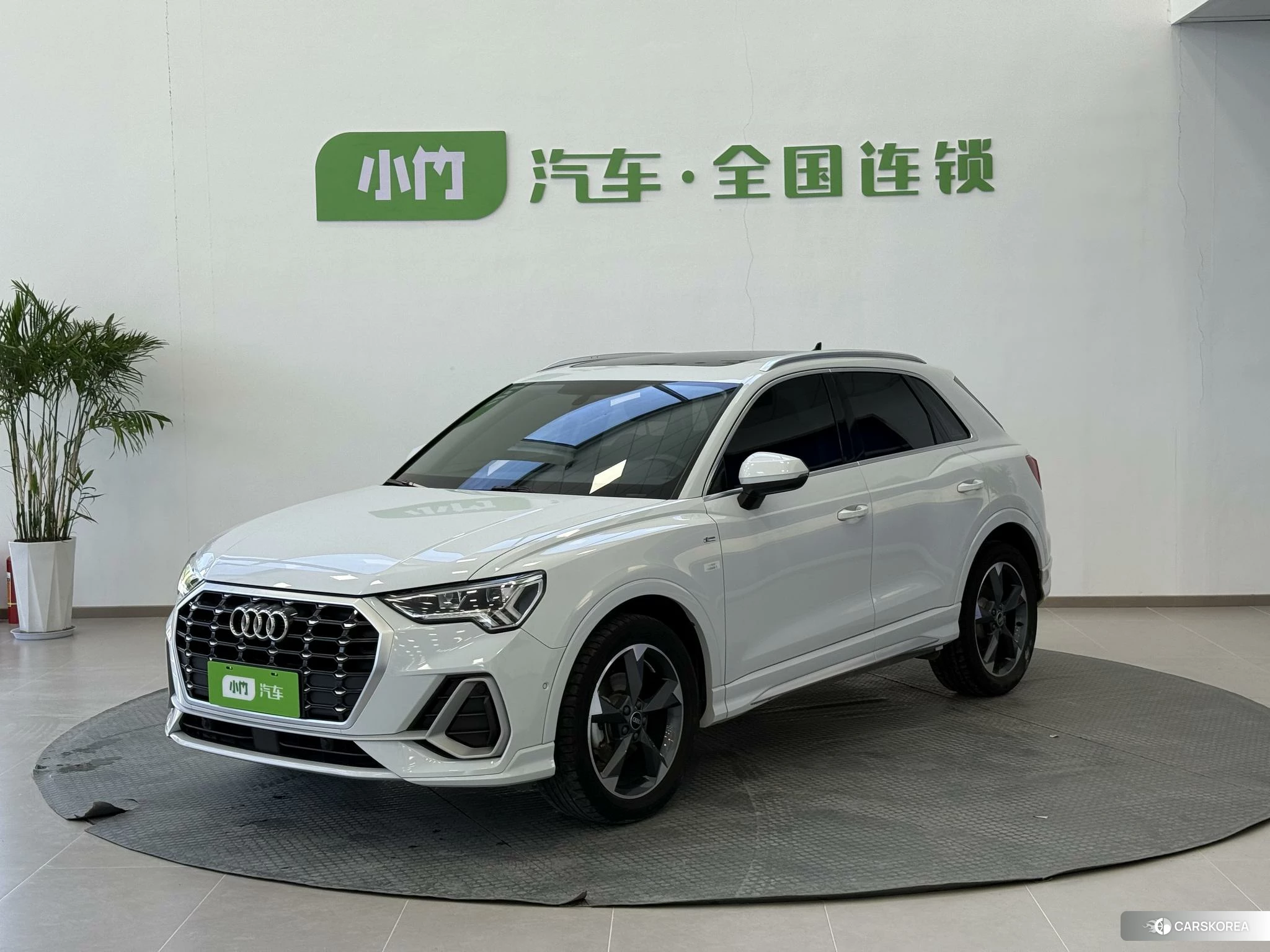 Audi Q3 id 4512623 из Китая 17