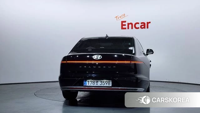 Hyundai Grandeur (GN7) id 4308257 из Кореи 28