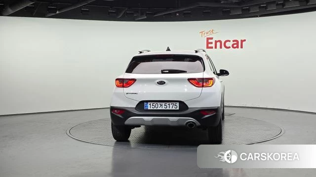 Kia Stonic id 3845051 из Кореи 14