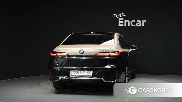 BMW 7 Series (G70) id 4623585 из Кореи 27