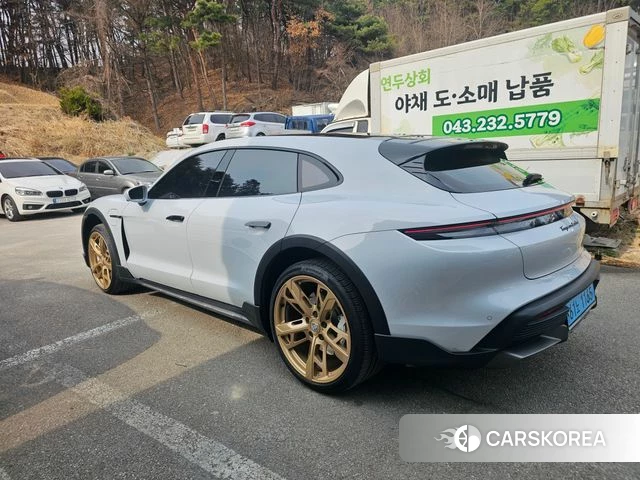 Porsche Taycan id 3857329 из Кореи 11