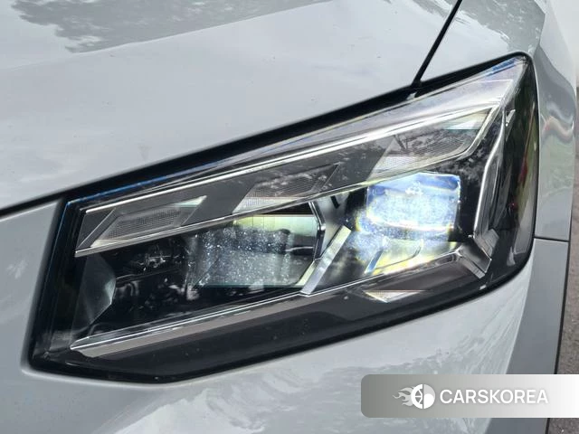Audi Q2L id 4274459 из Китая 15