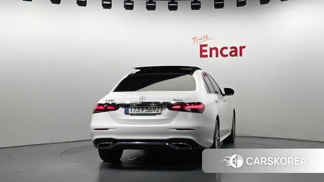 Mercedes-Benz E-Class W213 id 4712383 из Кореи 28