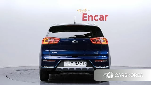 Kia Niro id 3796021 из Кореи 14
