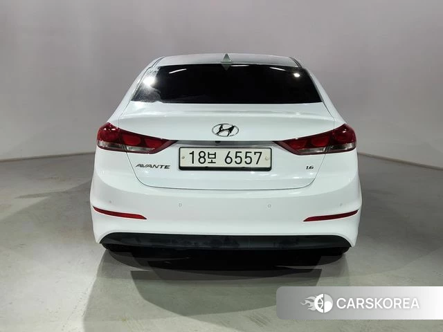 Hyundai Avante AD id 3829435 из Кореи 10