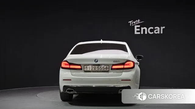 BMW 5 Series (G30) id 3372578 из Кореи 14