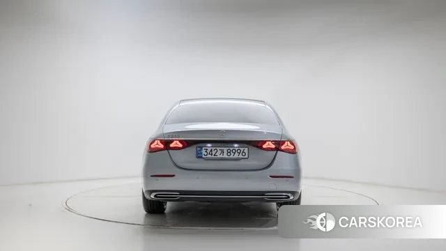 Mercedes-Benz E-Class W214 id 3751114 из Кореи 14