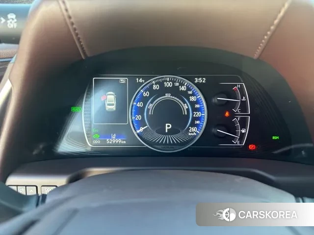 Lexus ES300h 7th generation 2019 Серебристо-серый из Кореи, фото 4