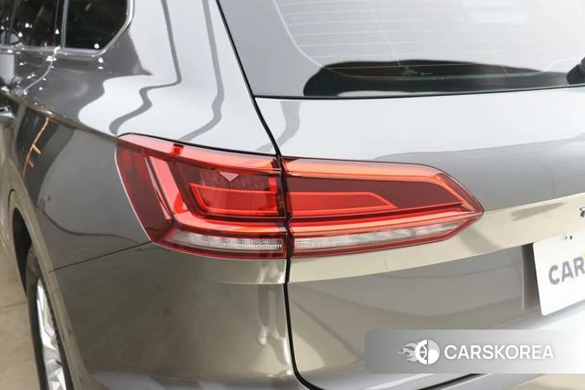 Volkswagen Touareg id 4307142 из Китая 26