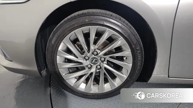 Lexus ES300h 7th generation id 3437948 из Кореи 14