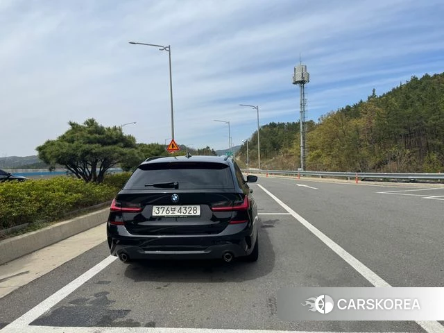 BMW 3 Series (G20) 2022 Черный из Кореи, фото 4