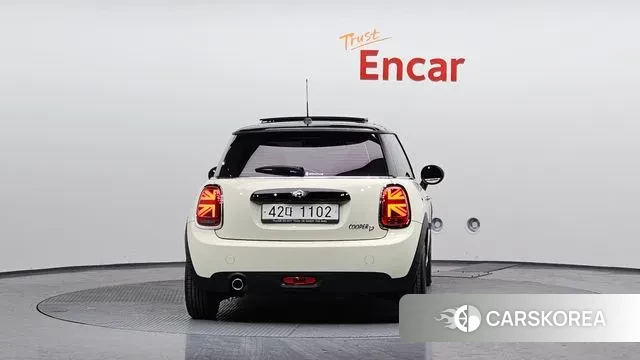 Mini Cooper D id 3531210 из Кореи 14
