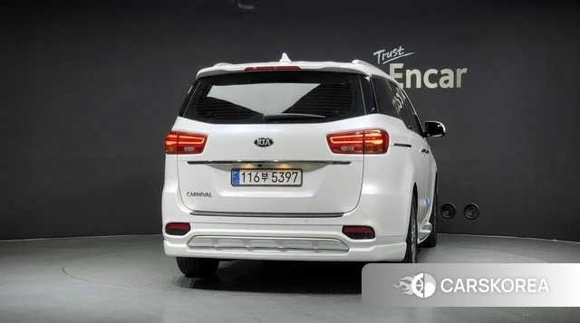 Kia The New Carnival id 4403388 из Кореи 25