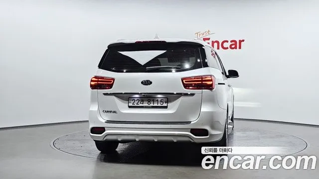 Kia The New Carnival id 2937118 из Кореи 14