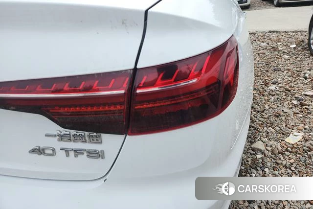 Audi A4L id 4336154 из Китая 11