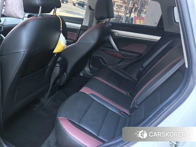 Geely Automobile Binyue 2022 Белый из Китая, фото 6