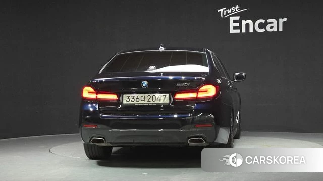 BMW 5 Series (G30) id 4382701 из Кореи 26