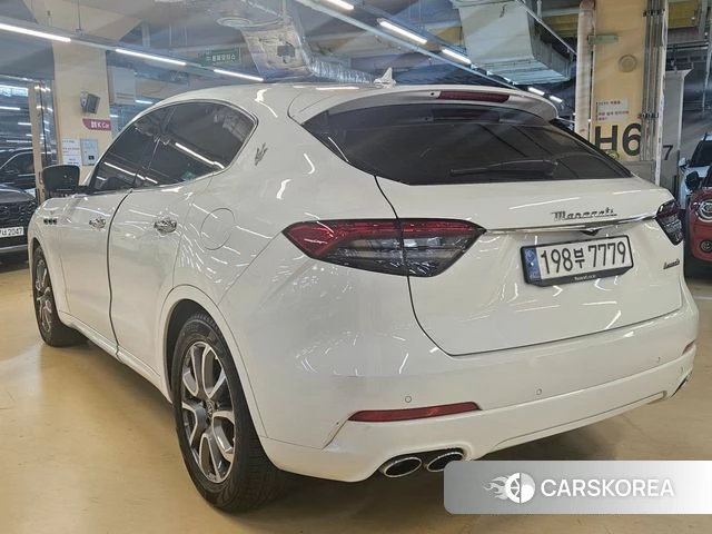 Maserati Levante id 3819060 из Кореи 9