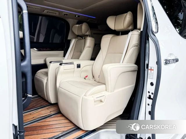 Toyota Elfa id 4353326 из Китая 10