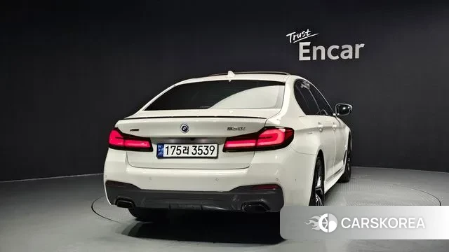 BMW 5 Series (G30) id 3093571 из Кореи 14