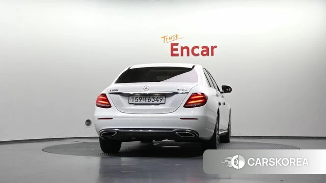 Mercedes-Benz E-Class W213 id 4698274 из Кореи 14