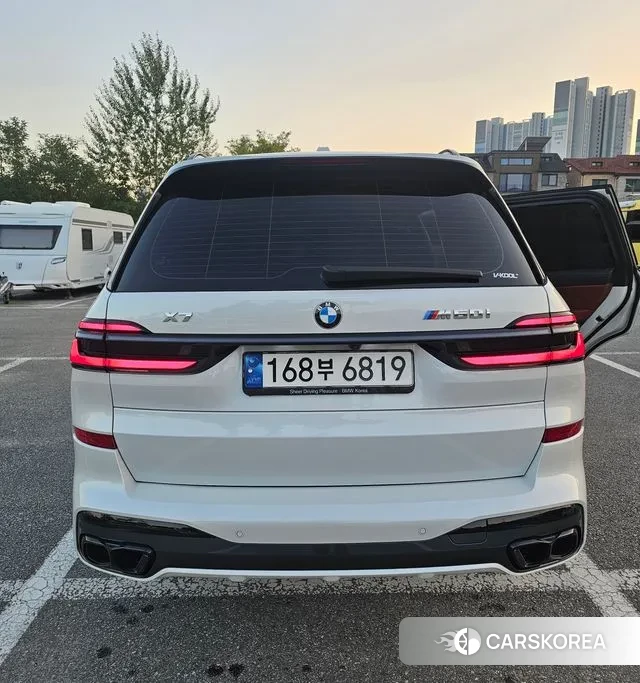 BMW X7 (G07) 2023 Белый из Кореи, фото 4