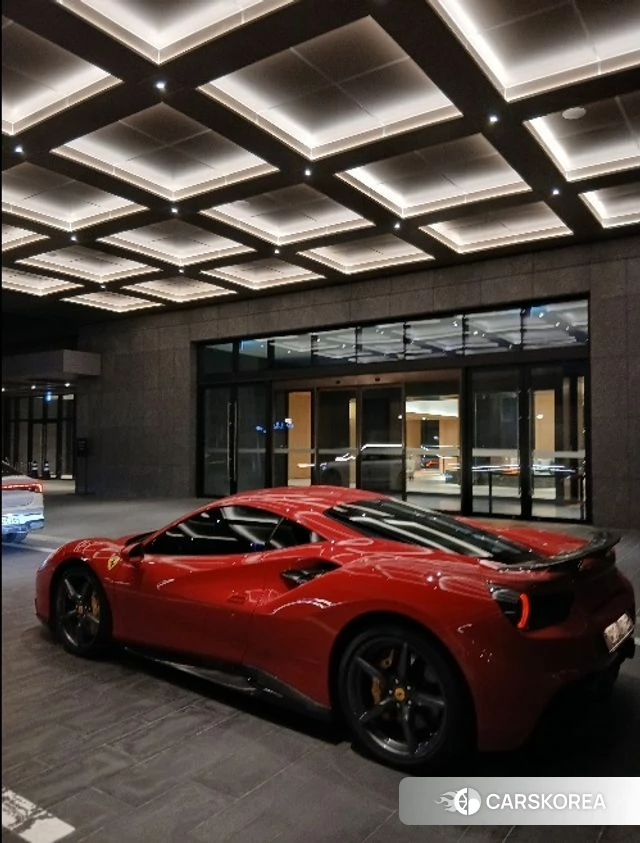 Ferrari 488 GTB 2018 Красный из Кореи, фото 4