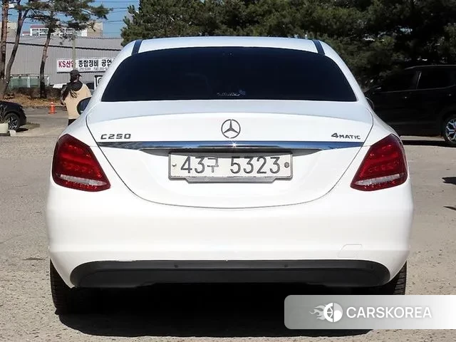 Mercedes-Benz C-Class W205 id 3737399 из Кореи 13