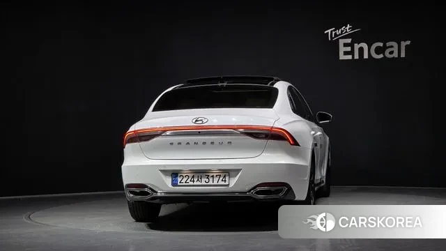 Hyundai The New Grandeur IG Hybrid id 3529114 из Кореи 14