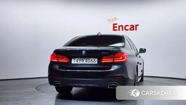 BMW 5 Series (G30) id 3666423 из Кореи 14