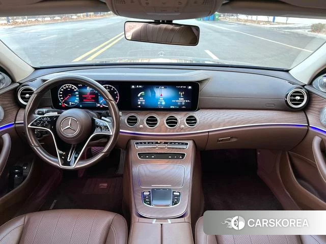 Mercedes-Benz E-class 2023 Черный из Китая, фото 4