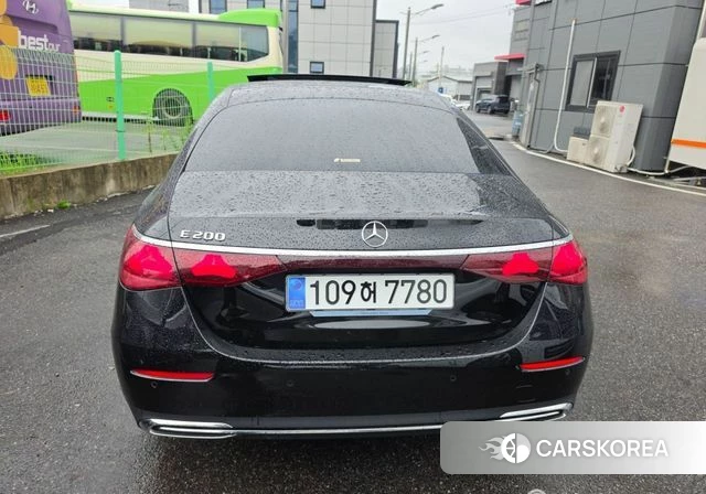 Mercedes-Benz E-Class W214 2025 Черный из Кореи, фото 4
