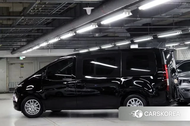 Hyundai Staria id 3503951 из Кореи 14