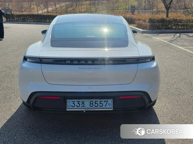 Porsche Taycan id 3706211 из Кореи 11