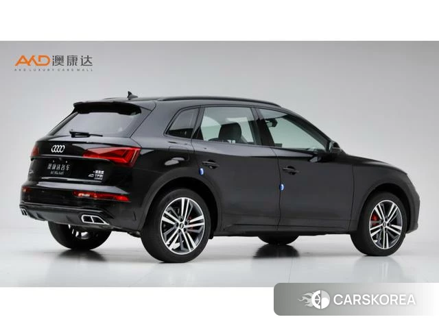 Audi Q5L 2022 Черный из Китая, фото 4