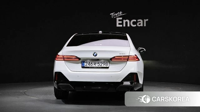 BMW 5 Series (G60) id 3831237 из Кореи 14