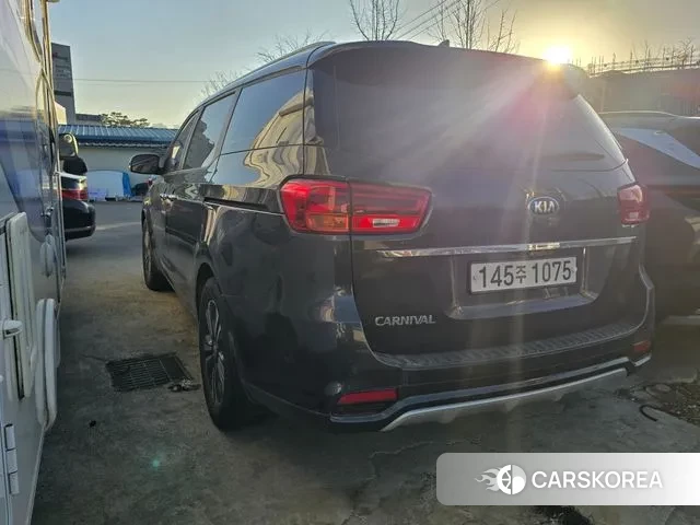 Kia The New Carnival id 3595417 из Кореи 9