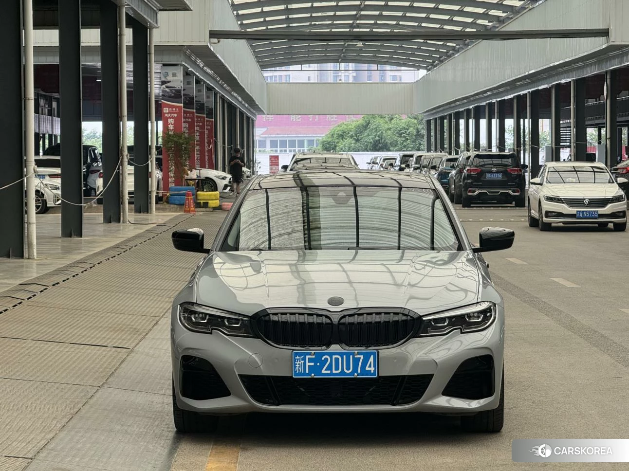 BMW 3 series 2019 Серебристо-серый из Китая, фото 6
