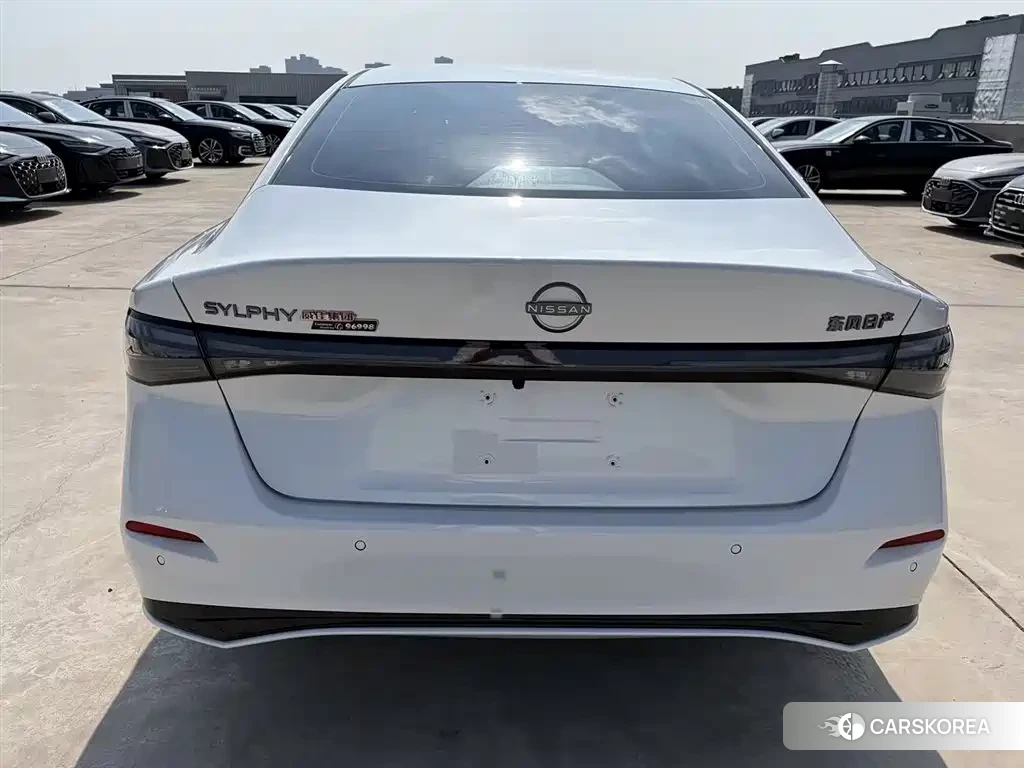 Nissan Sylphy id 4589159 из Китая 13