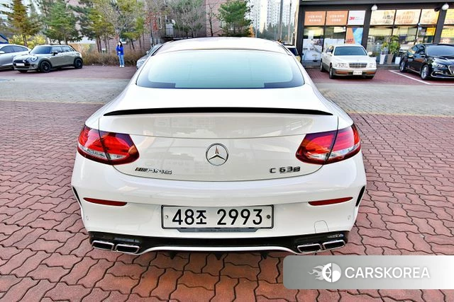 Mercedes-Benz C-Class W205 2018 Белый из Кореи, фото 4