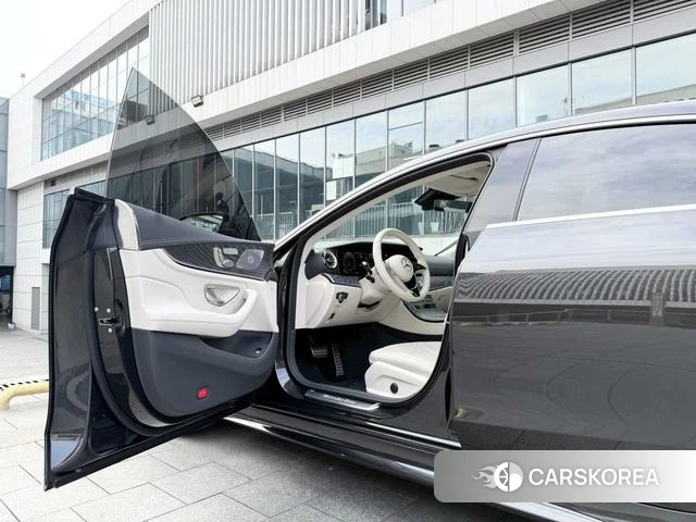 Mercedes-Benz CLS 2023 Темно-серый из Китая, фото 4