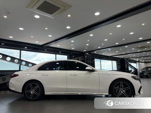 Mercedes-Benz E-Class W214 id 4695780 из Кореи 12