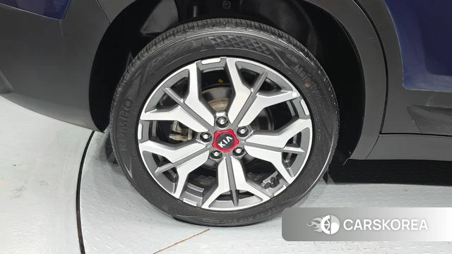 Kia Seltos id 4543082 из Кореи 26