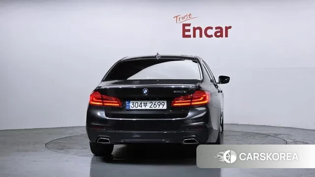 BMW 5 Series (G30) id 3741808 из Кореи 14