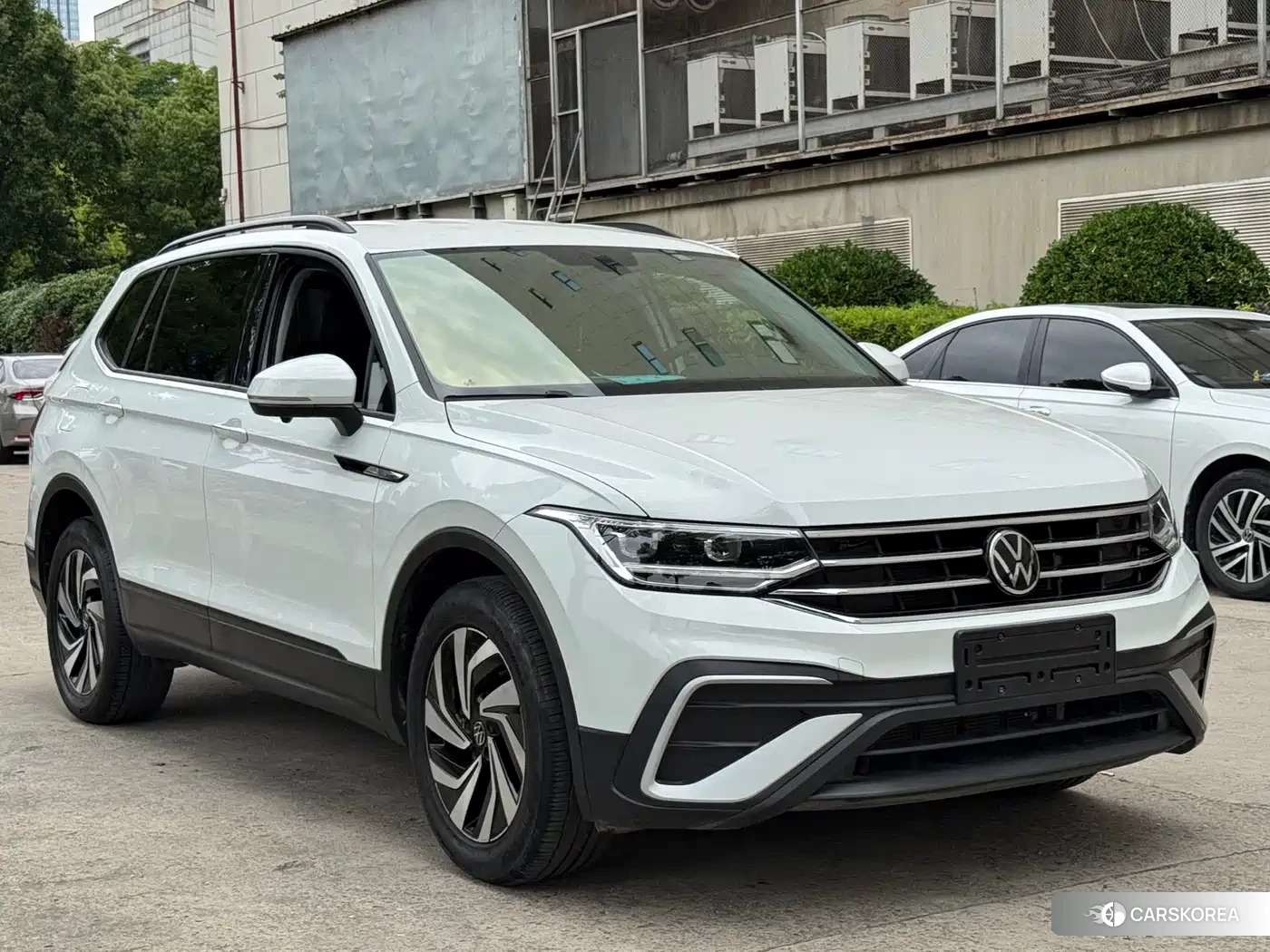 Volkswagen Tiguan L id 4546233 из Китая 11
