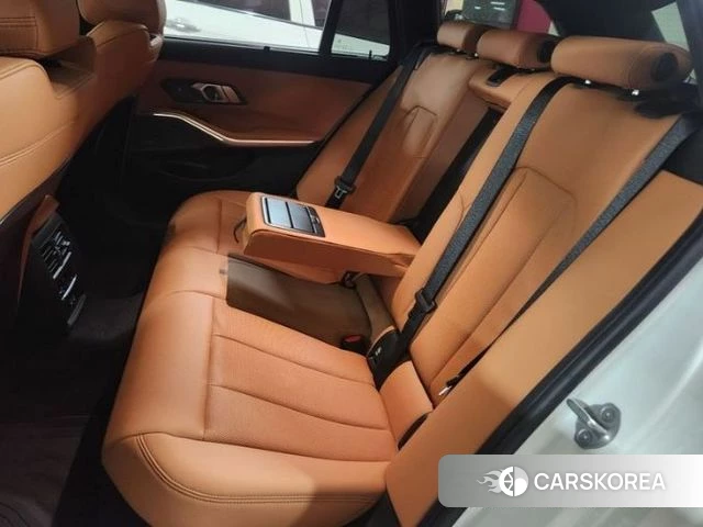 BMW 3 Series (G20) 2025 Белый из Кореи, фото 4
