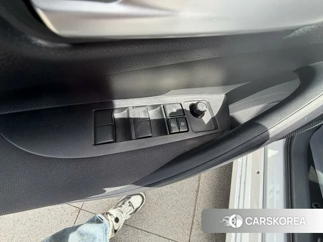 Toyota Corolla id 4299868 из Китая 19