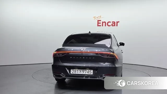 Hyundai The New Grandeur IG Hybrid id 3561718 из Кореи 14