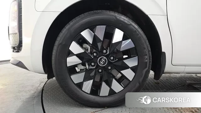 Hyundai Staria id 3757964 из Кореи 14